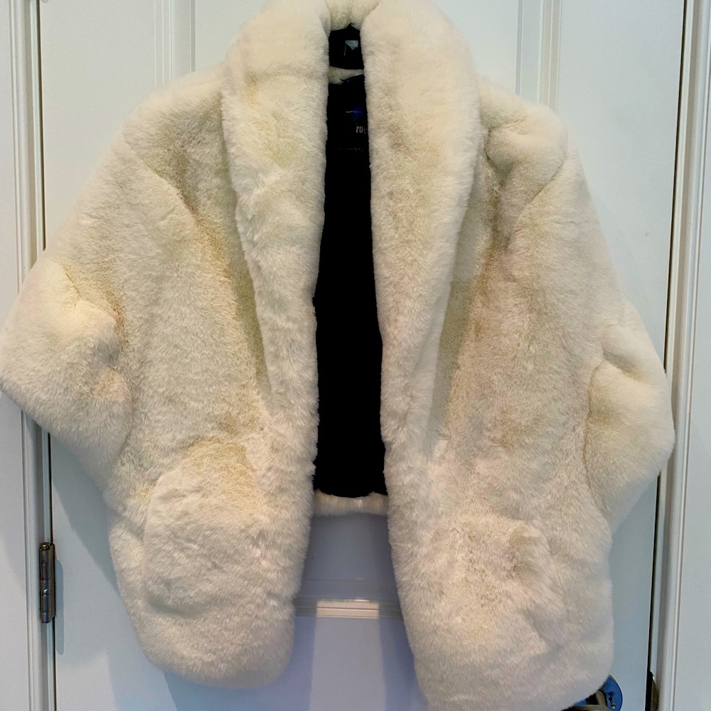 Pretty Rugged faux fur cape.